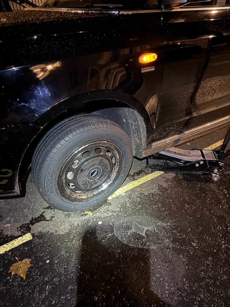 Van tyre fitting service Hayes